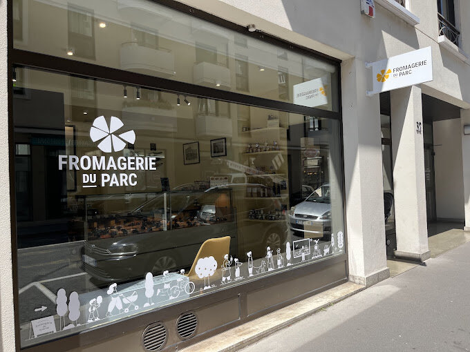 Devanture de La Fromagerie du Parc, fromager à Lyon 6e proposant des fromages sans présure animale